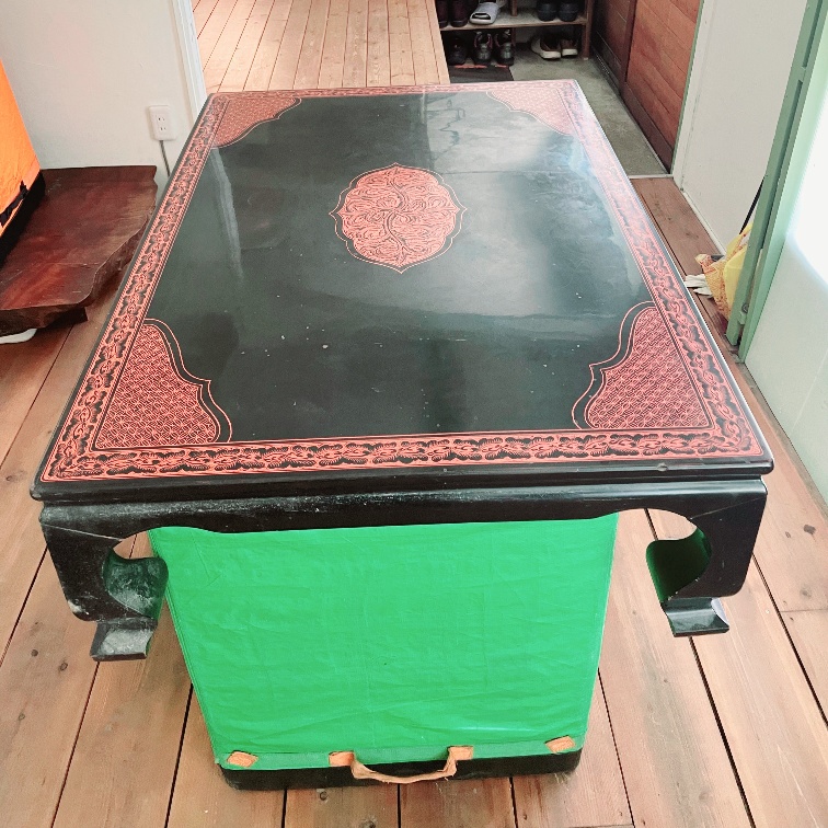 森繁　座卓　一枚板　漆塗り MORISHIGE モリシゲ 漆塗り ローテーブル 座卓 天板ガラス 横幅170cmの